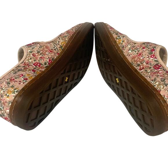 DR. MARTENS Floral Carnaby Pink Rose Meadow Mary Jane Shoe | 7 - Picture 6 of 7